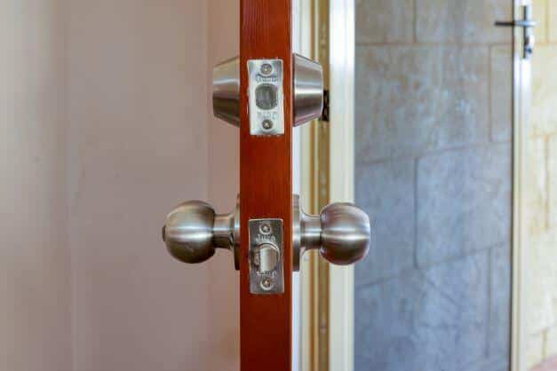 Entrance door shop locks and handles