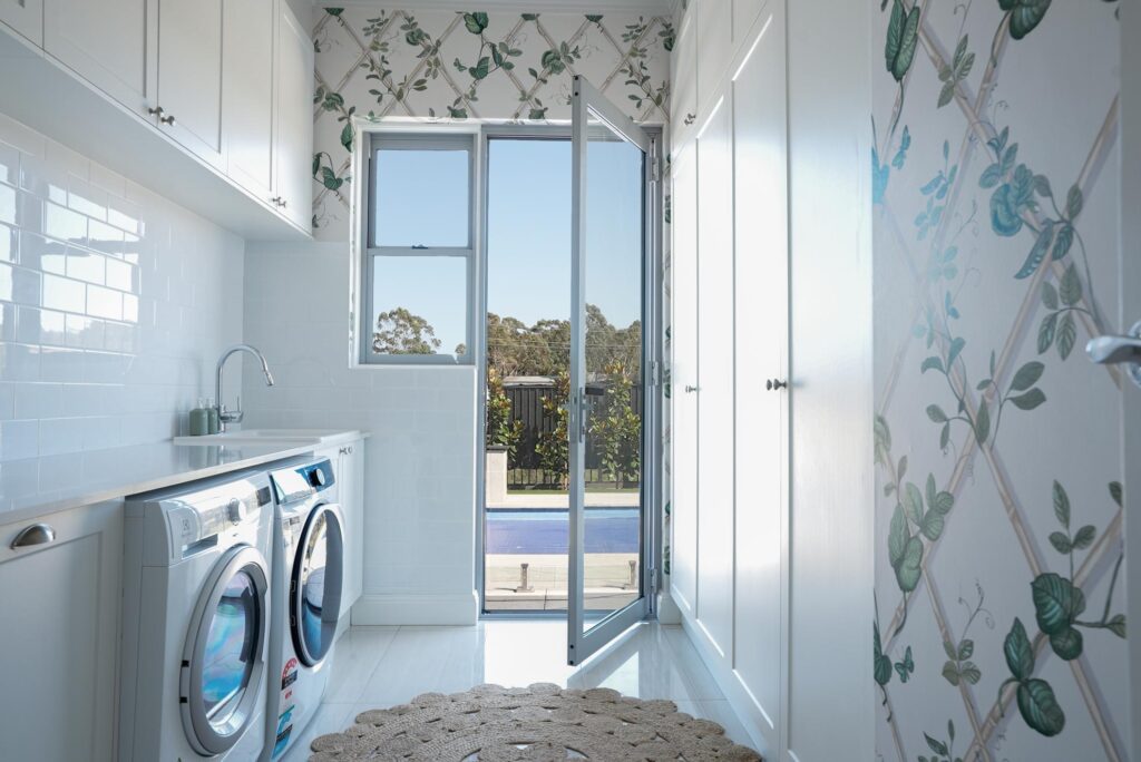 Doors Plus - Aluminium Door - External Laundry - Aluminium Sash Window