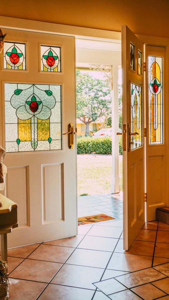 Doors Plus - Double Door - Decorative Glass - Painted White