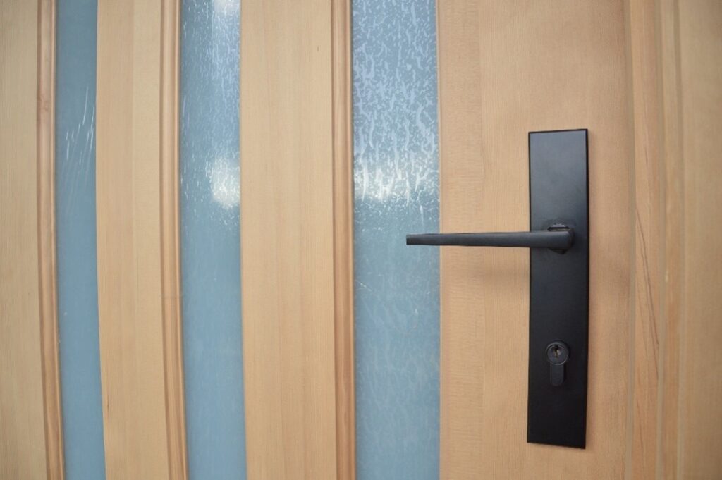 Doors Plus - Lever Handle - Matt Black Finish